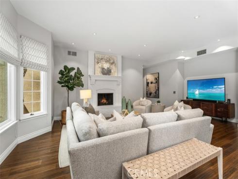 25582  Rapid Falls  , Laguna Hills, CA