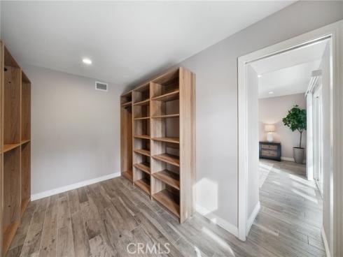 25242  Mawson  , Laguna Hills, CA