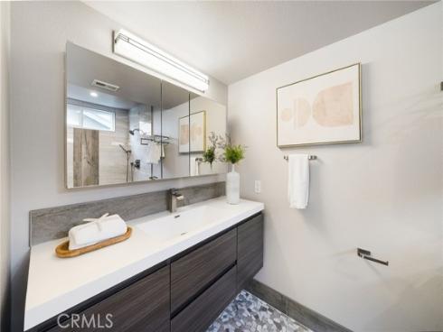 25242  Mawson  , Laguna Hills, CA