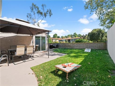 23712  San Dona  , Laguna Hills, CA