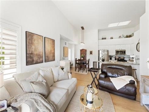 24392  Acaso  8 , Laguna Hills, CA