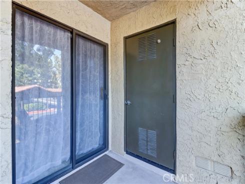 25541  Indian Hill  O , Laguna Hills, CA