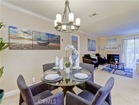 25541  Indian Hill  O , Laguna Hills, CA