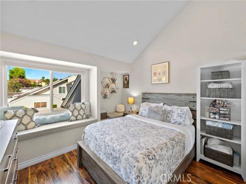 12  Sparrow Hill Lane  , Laguna Hills, CA