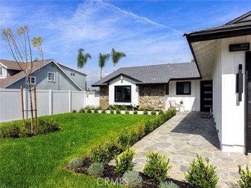 25078  Champlain   Road, Laguna Hills, CA