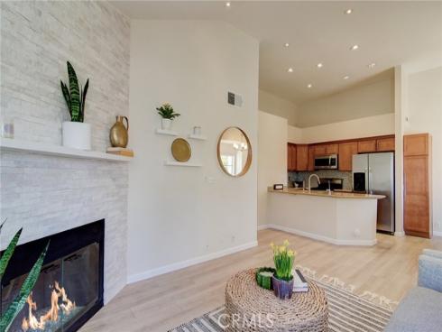 26571  Las Palmas  7 , Laguna Hills, CA