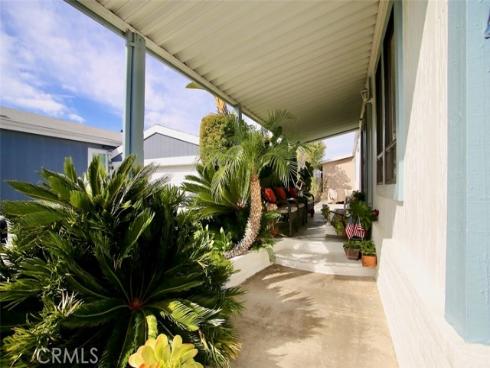 23301  Ridge Route  47 , Laguna Hills, CA