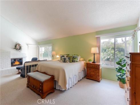 25521  Creek Drive  , Laguna Hills, CA