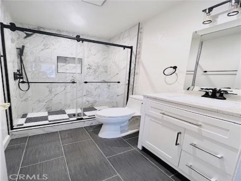 24392  Kingston  72  Court, Laguna Hills, CA