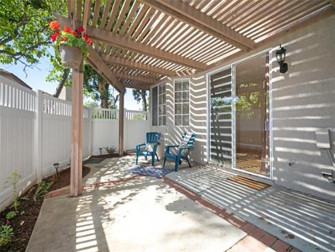 24392  Kingston  72  Court, Laguna Hills, CA