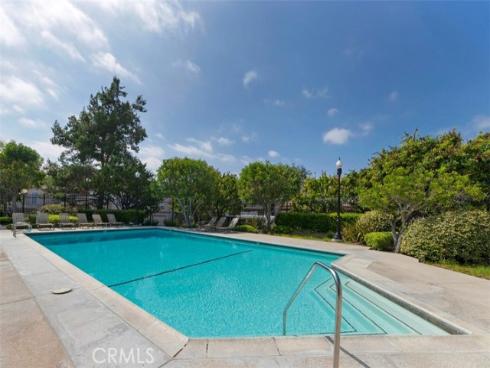 24392  Kingston  72  Court, Laguna Hills, CA