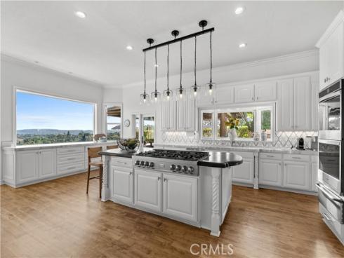 25712  Highplains   Terrace, Laguna Hills, CA