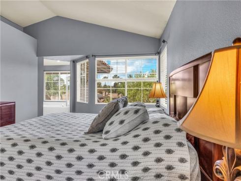 26292  Rosa  , Laguna Hills, CA