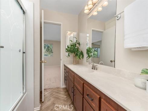 22125  Caminito Vino  , Laguna Hills, CA