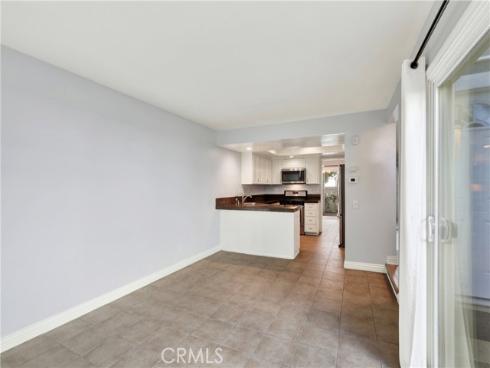 25061  Silverleaf  , Laguna Hills, CA