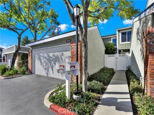 25061  Silverleaf  , Laguna Hills, CA