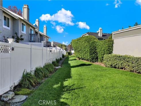 25061  Silverleaf  , Laguna Hills, CA