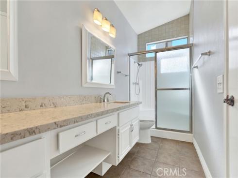 25061  Silverleaf  , Laguna Hills, CA