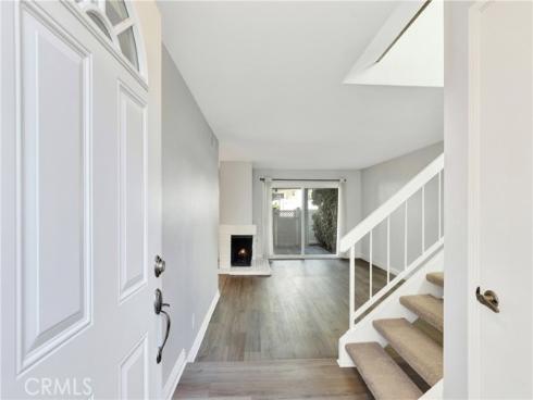 25061  Silverleaf  , Laguna Hills, CA