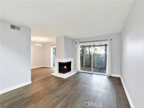 25061  Silverleaf  , Laguna Hills, CA