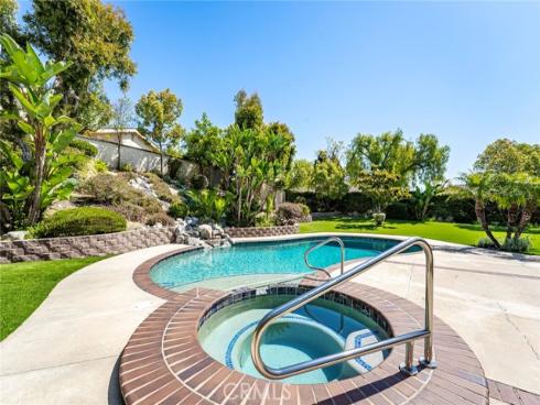 25391 Stageline , Laguna Hills, CA
