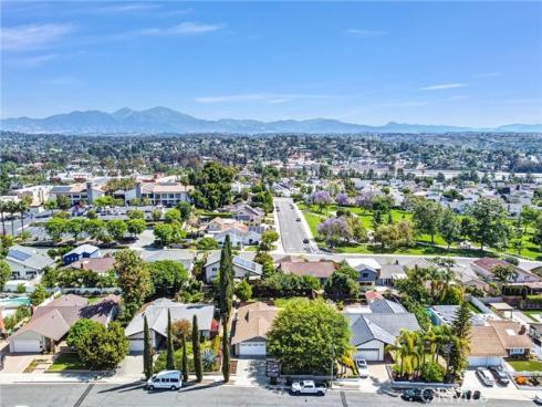 25452  Champlain   Road, Laguna Hills, CA