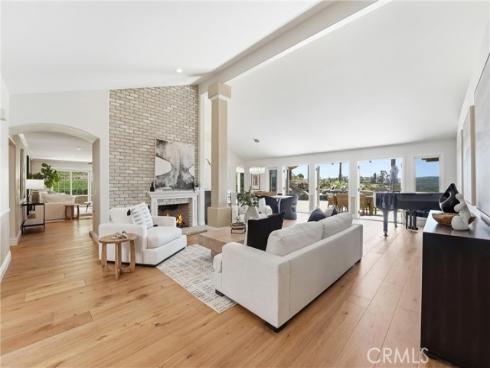 24962 Nellie Gail , Laguna Hills, CA