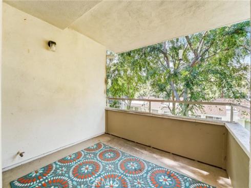 22131 Caminito Vino , Laguna Hills, CA