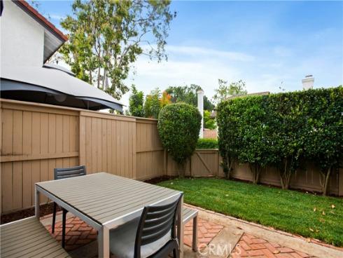 14 Ash Creek 93 Lane, Laguna Hills, CA