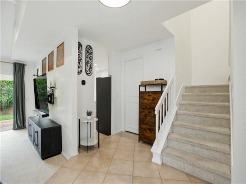 14 Ash Creek 93 Lane, Laguna Hills, CA