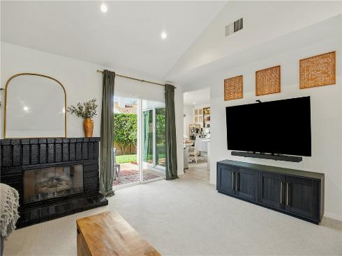 14 Ash Creek 93 Lane, Laguna Hills, CA
