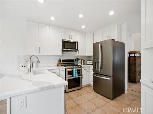 14 Ash Creek 93 Lane, Laguna Hills, CA