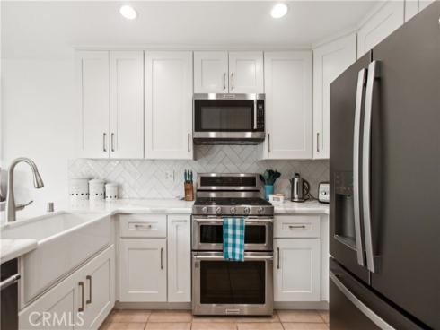 14 Ash Creek 93 Lane, Laguna Hills, CA