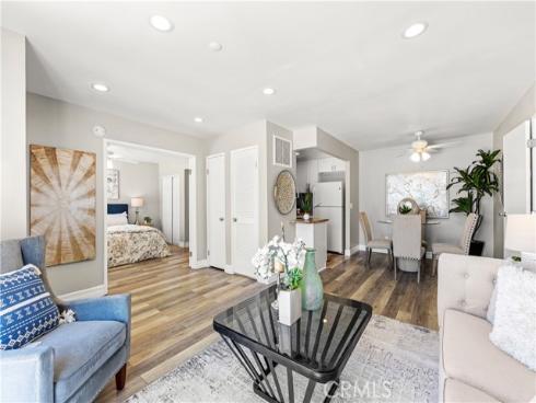 25821 Via Lomas 216 , Laguna Hills, CA