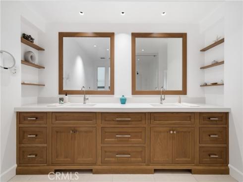 26952 Willow Tree , Laguna Hills, CA