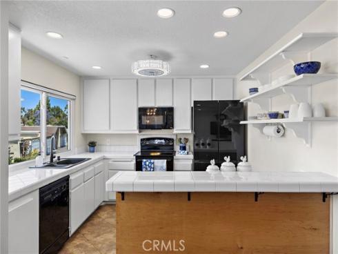 23382 Caminito Andreta 136 , Laguna Hills, CA