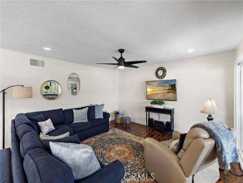 23382 Caminito Andreta 136 , Laguna Hills, CA