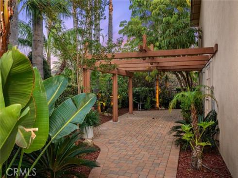 25232 Derby Circle, Laguna Hills, CA