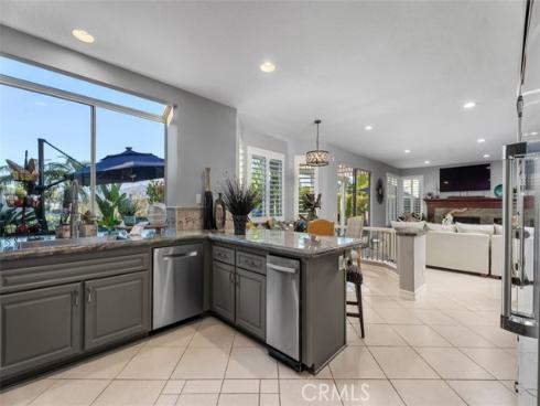 25881 Cedarbluff , Laguna Hills, CA