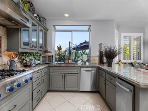 25881 Cedarbluff , Laguna Hills, CA