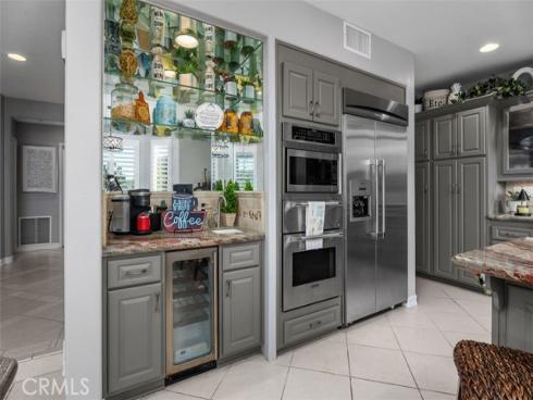25881 Cedarbluff , Laguna Hills, CA