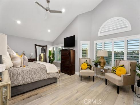 25881 Cedarbluff , Laguna Hills, CA