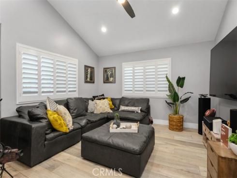 25881 Cedarbluff , Laguna Hills, CA