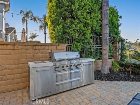 25881 Cedarbluff , Laguna Hills, CA