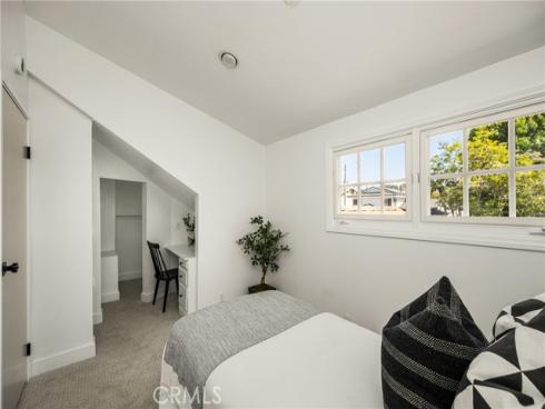 25231 Earhart Road , Laguna Hills, CA