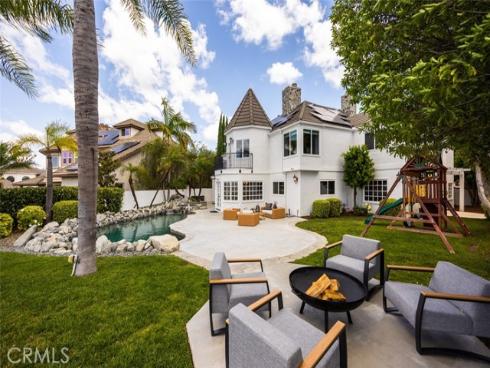 25732 Highplains Terrace, Laguna Hills, CA