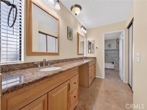 24581  Southhampton Ct  , Laguna Hills, CA
