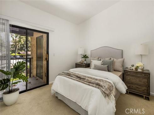 25531  Indian Hill  G  Lane, Laguna Hills, CA