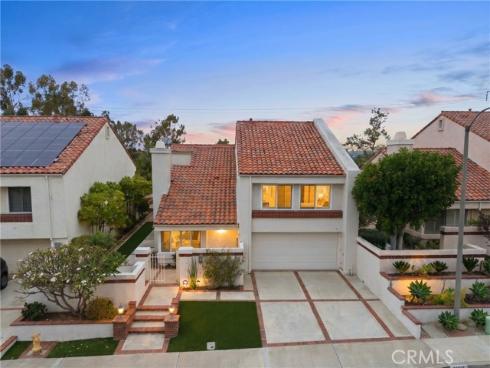 25011 Luna Bonita Drive, Laguna Hills, CA