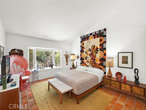 25962  Ernestine   Court, Laguna Hills, CA